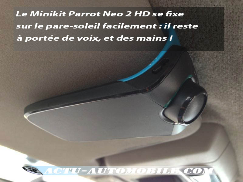 Téléphoner légalement en voiture : Minikit Parrot Neo 2 HD