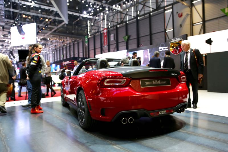 Abarth 124 Spider