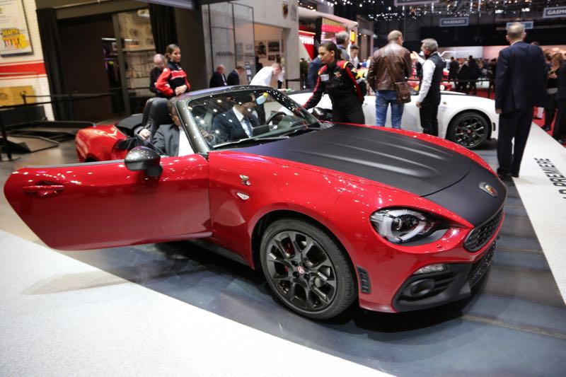 Abarth 124 Spider