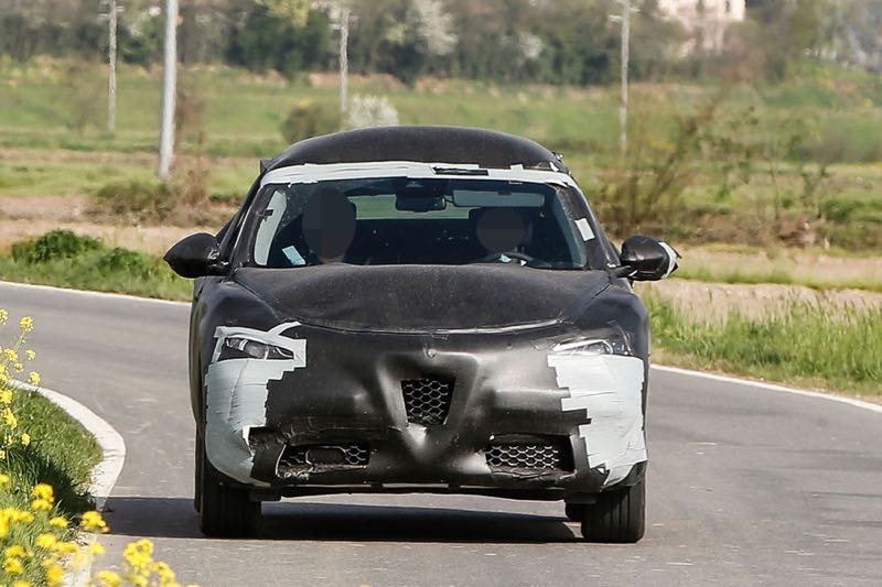 SUV Alfa Romeo 2017
