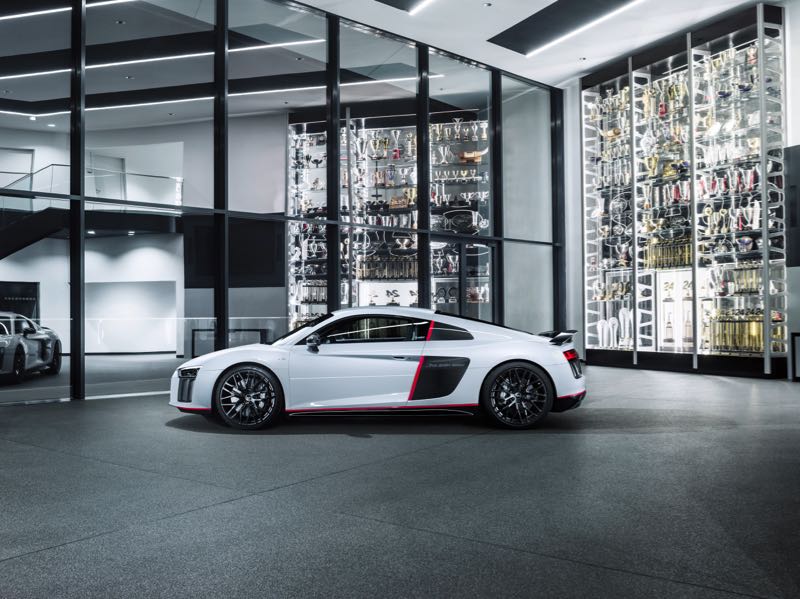 Audi R8 V10 Plus Selection 24h