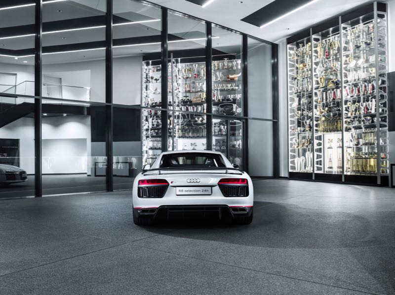 Audi R8 V10 Plus Selection 24h