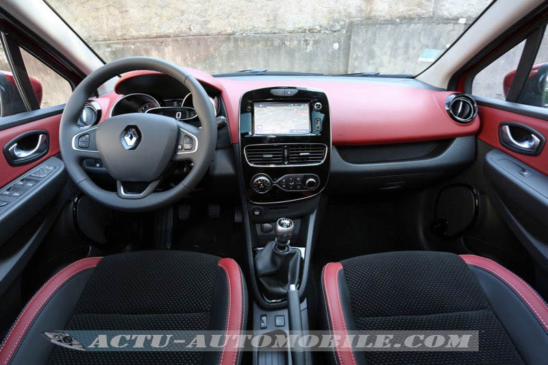 Planche de bord nouvelle Renault Clio Intens