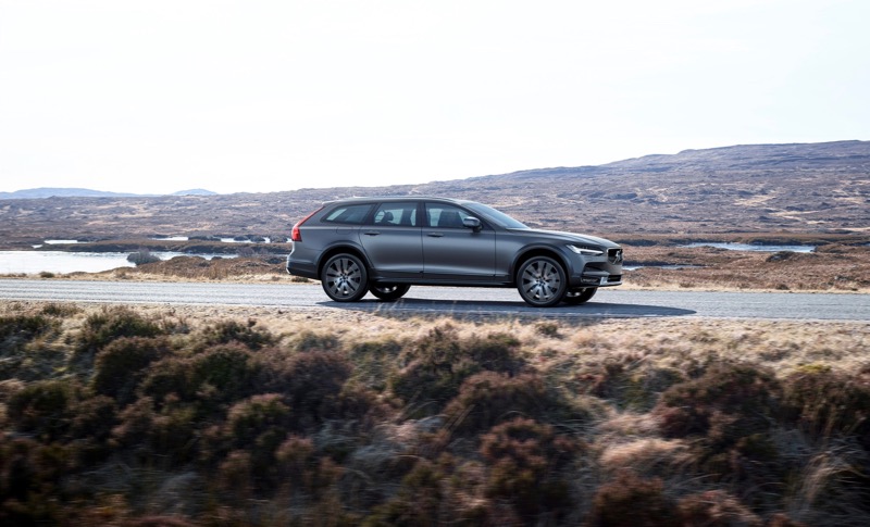 Volvo V90 Cross Country