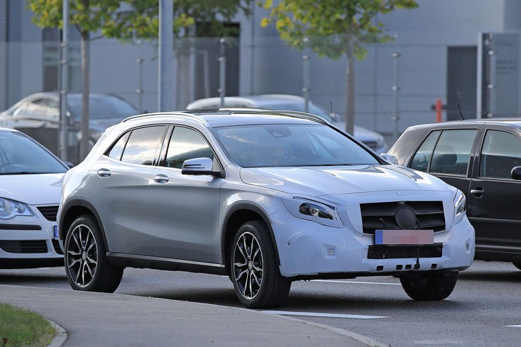 Mercedes GLA : restylé pour 2017