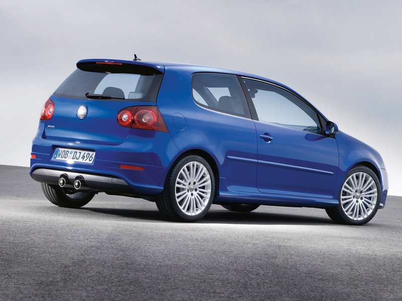 Volkswagen Golf R32