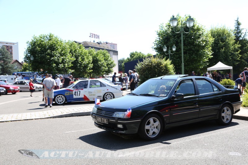 Reportage : les 30 ans de la Peugeot 405 à Sochaux