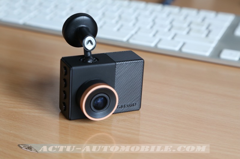 Garmin Dash Cam 55