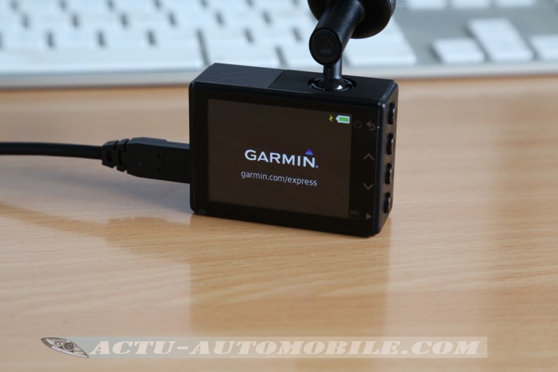 Garmin Dash Cam 55