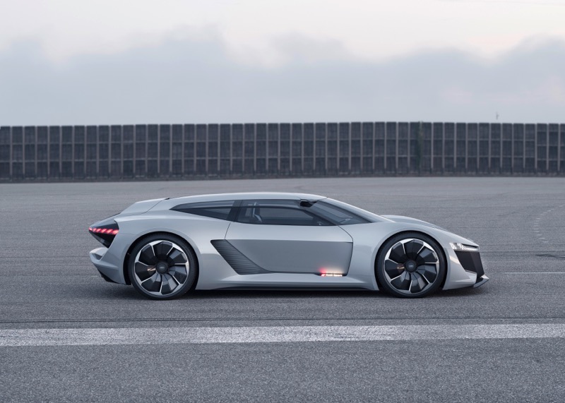 Audi PB18 e-tron concept car