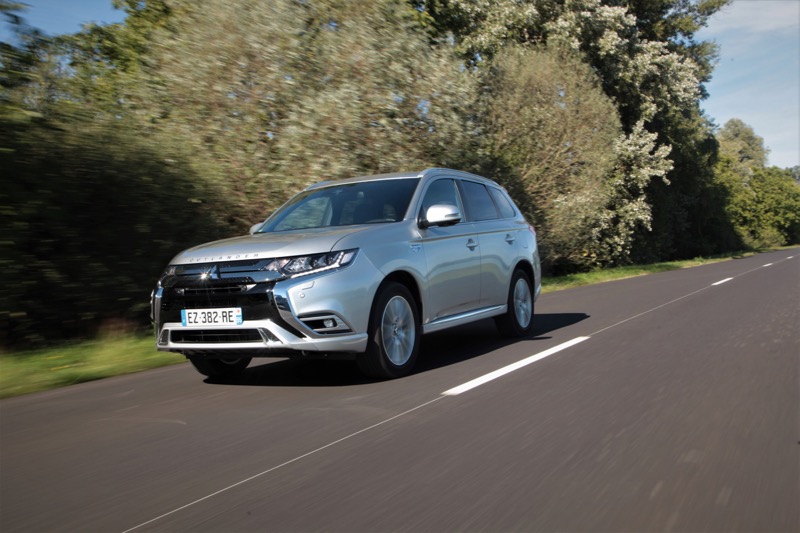 Mitsubishi Outlander PHEV 2019