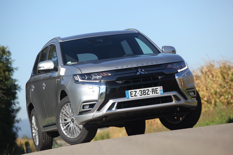 Mitsubishi Outlander PHEV 2019