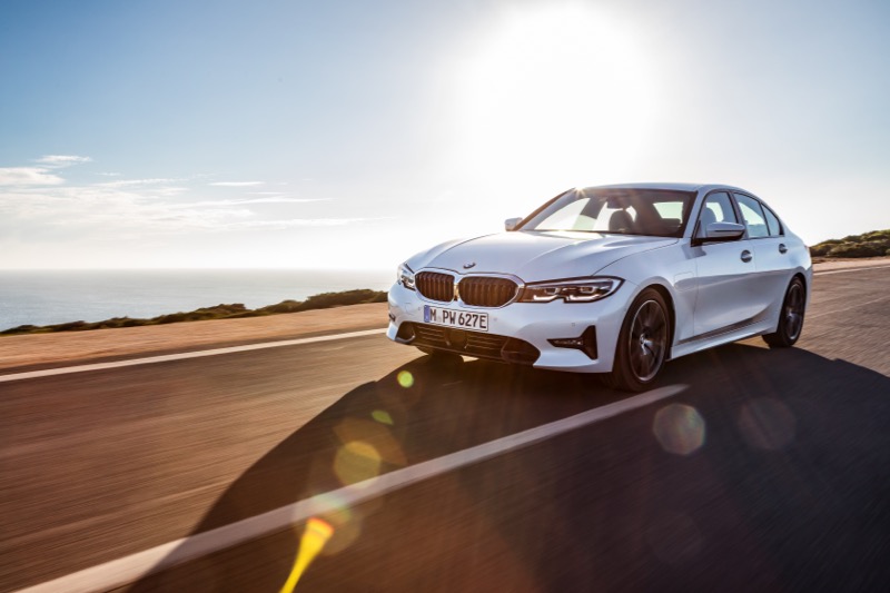 Nouvelle BMW 330e hybride plug-in