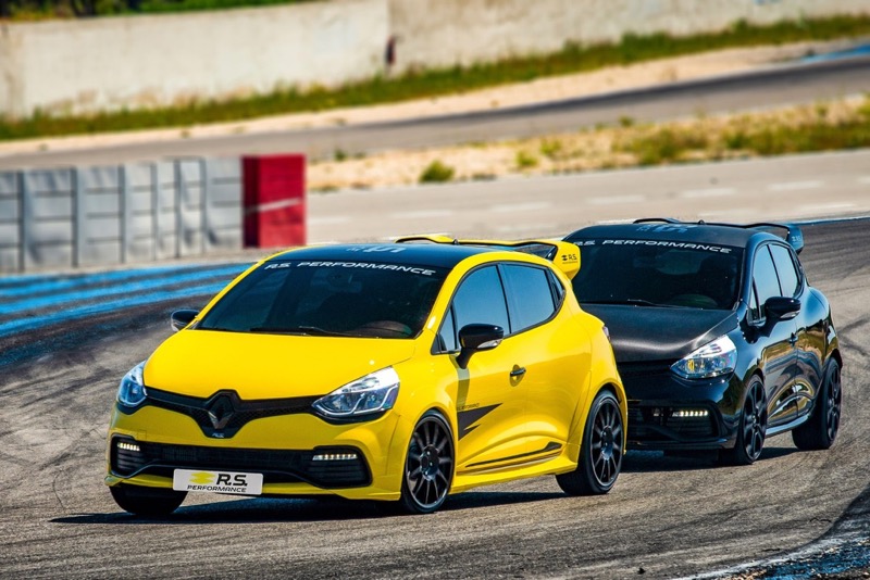 Accessoires R.S Performance : l'esprit Renault Sport