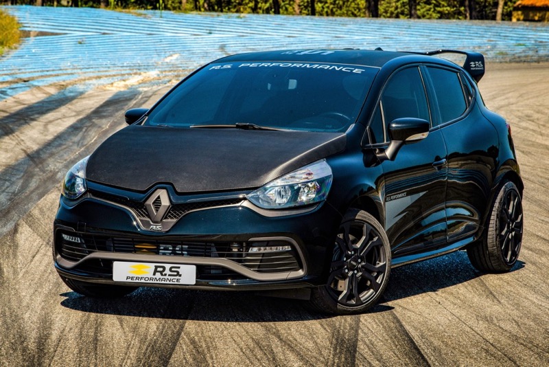 Accessoires R.S Performance : l'esprit Renault Sport