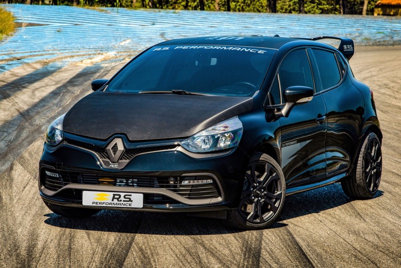 Accessoires R.S Performance : l'esprit Renault Sport