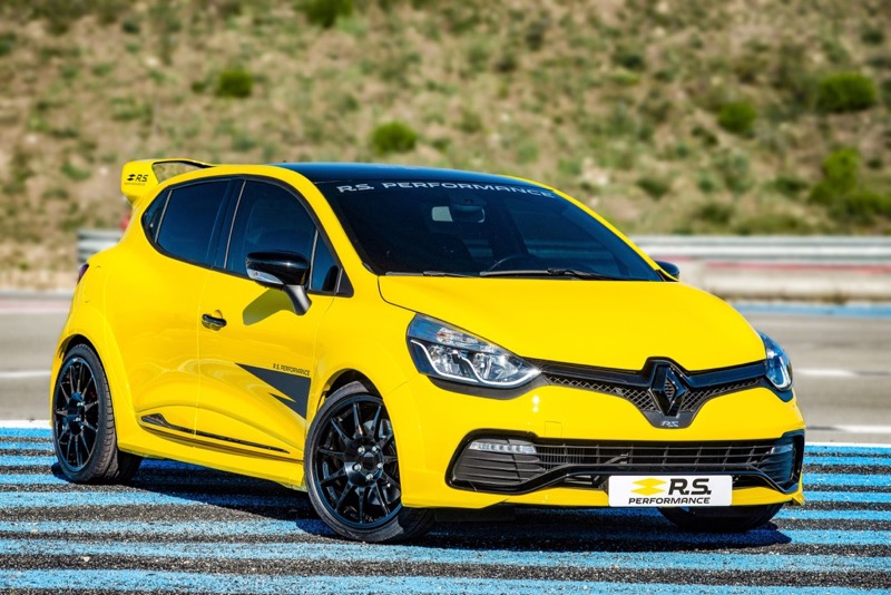 Accessoires R.S Performance : l'esprit Renault Sport