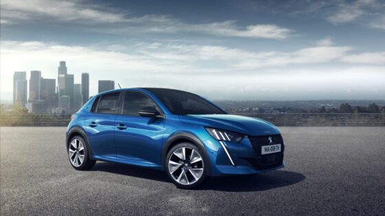Peugeot e-208
