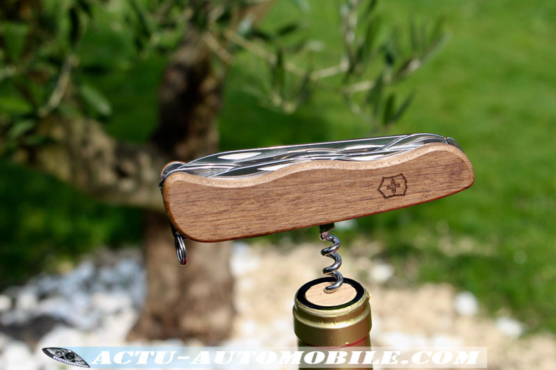 Victorinox Forester WOOD 