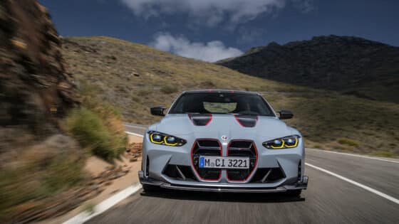 La M4 CSL vue de face