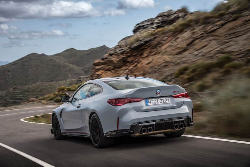 La vue 3/4 arrière de la M4 CSL