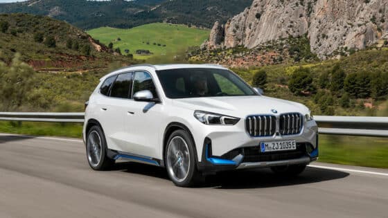 BMW iX1