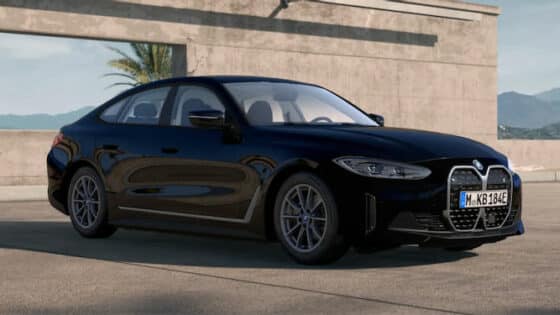La BMW i4 eDrive 35