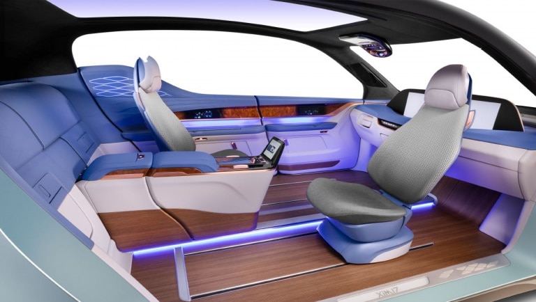 Un intérieur futuriste de voiture autonome