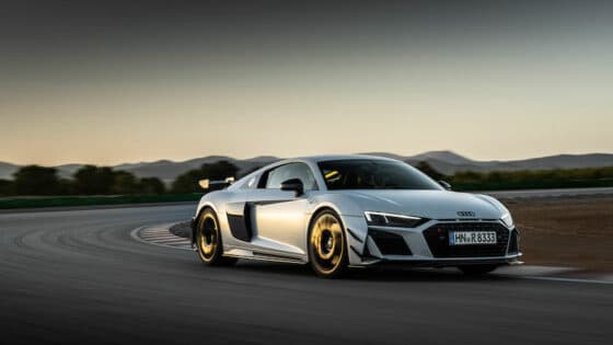 R8 Coupé V10 GT RWD