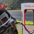 Des tarifs heures creuses pour les superchargeurs Tesla
