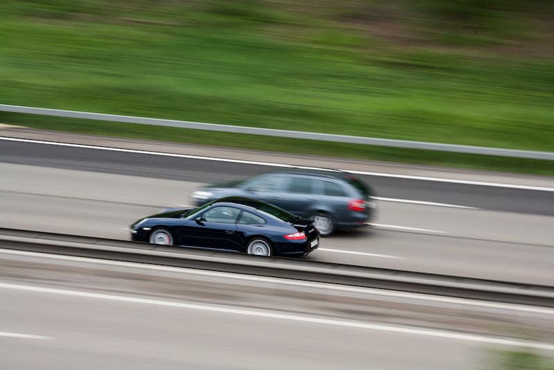 Vitesse à 110 km/h sur autoroute : pas d'obligation