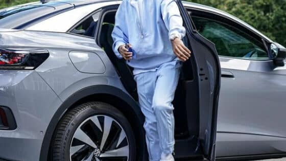 Dans quelles voitures roule Kylian Mbappé ?