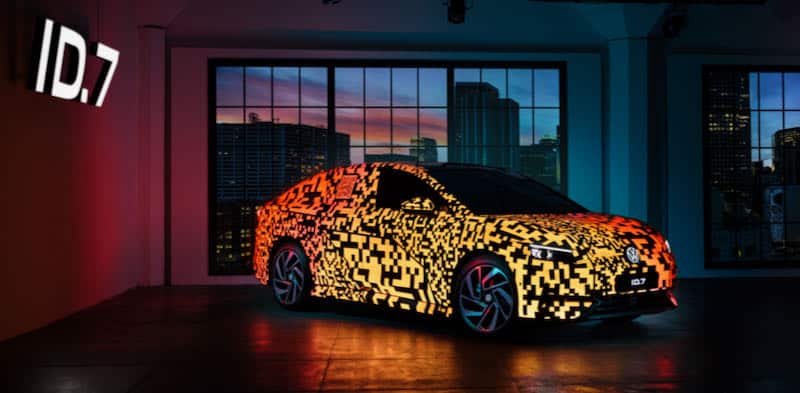 La nouvelle Volkswagen ID.7 camouflée au CES de Las Vegas