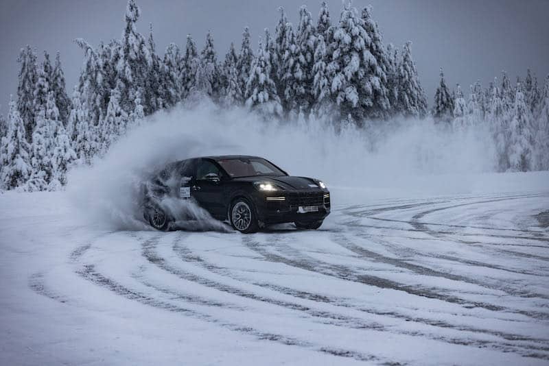 Le Porsche Cayenne en phase de tests