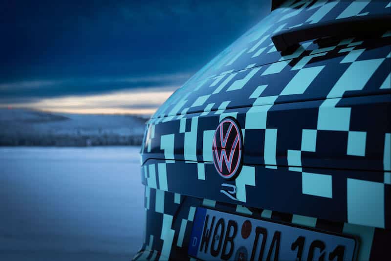Le nouveau logo rétroéclairé Volkswagen, en première mondiale