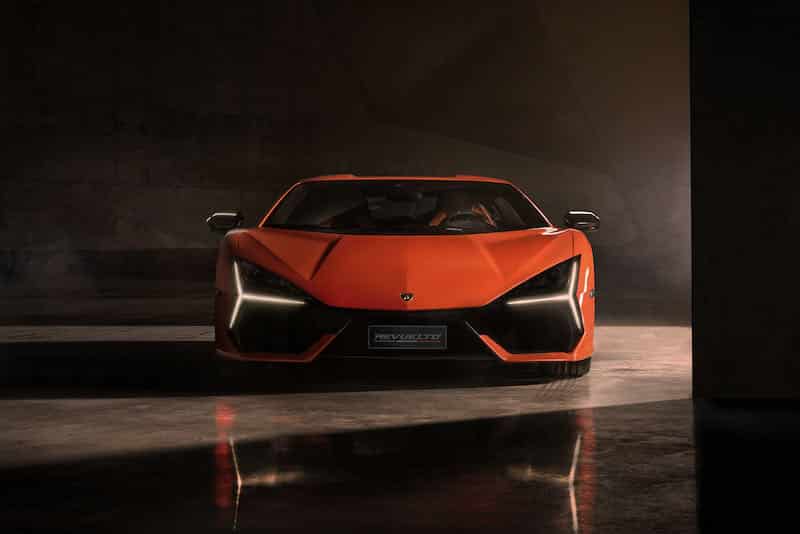 Lamborghini Revuelto