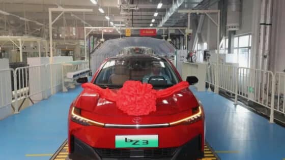 Toyota lance la production de sa bZ3