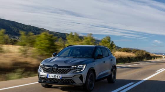 Le nouveau Renault Austral est privé de la nouvelle signature lumineuse