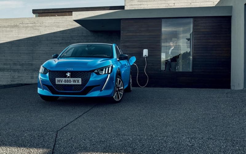 Peugeot propose sa 208 électrique avec un loyer sur mesure