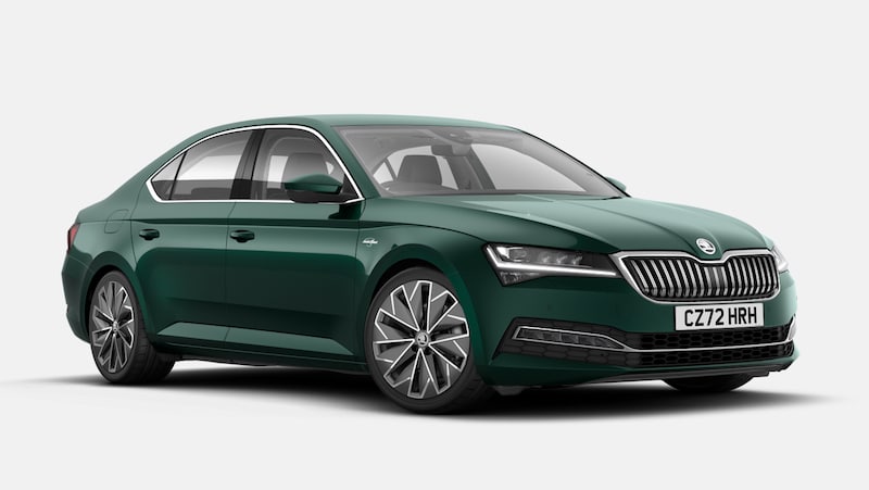 La Skoda Superb avec la nouvelle teinte Royal Green