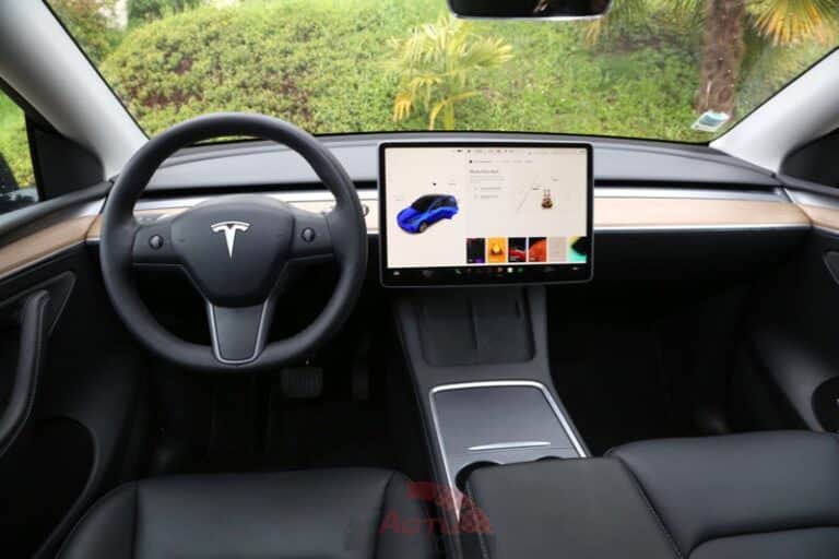 Essai Tesla Model Y Grande autonomie Dual Motor 2023