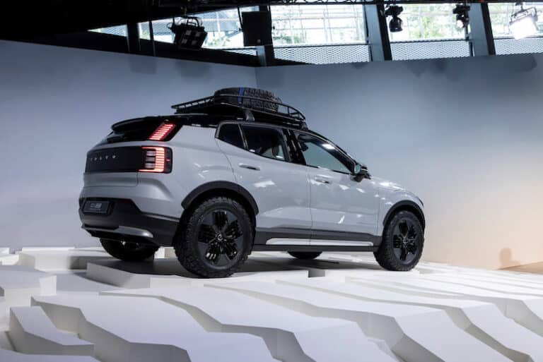 Volvo EX30 Cross Country arrivée prévue en 2024