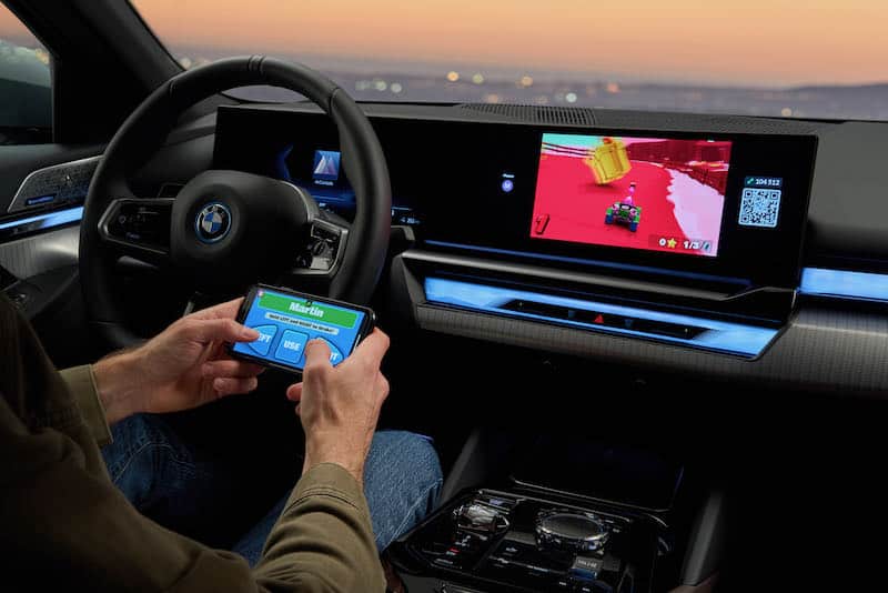 La plateforme de jeu AirConsole sur la BMW i5