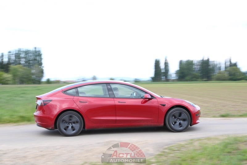 Essai Tesla Model 3 Propulsion