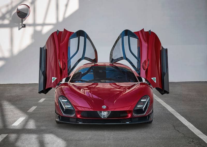 Alfa Romeo nous ressort une supercar avec la 33 Stradale