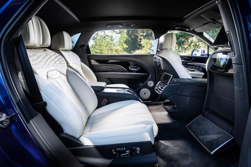 Bentley présente un luxueux Bentayga Mulliner rallongé de 18 cm