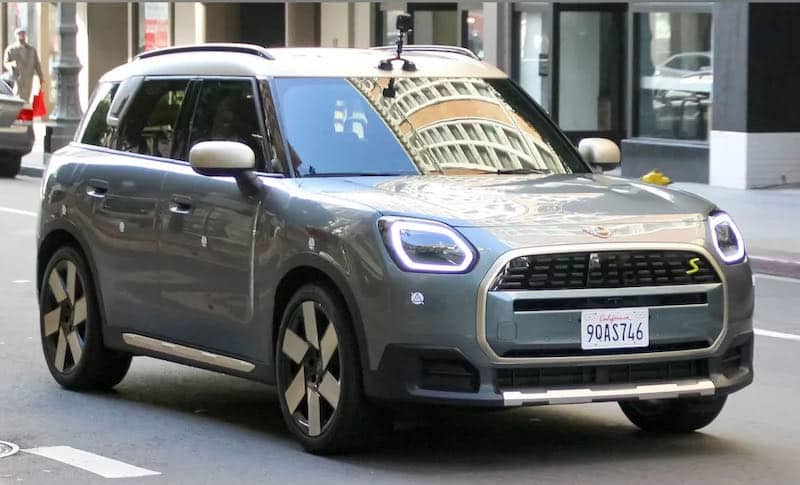 On sait déjà à quoi ressemblera le nouveau Mini Countryman électrique