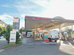 Les prix plafonnés à 1,99 € deviennent une réalité dans les stations Total Energies