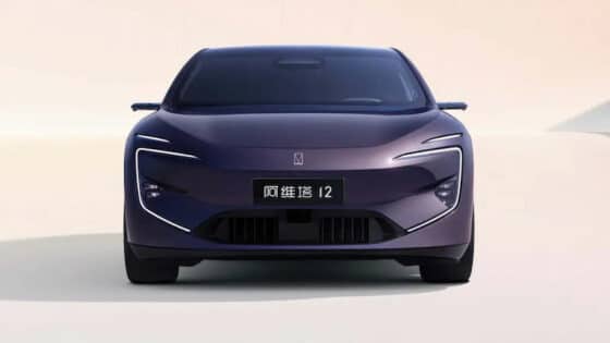 Avatr 12 : le coupé 4 portes électrique de 578 chevaux fait ses débuts à Monaco