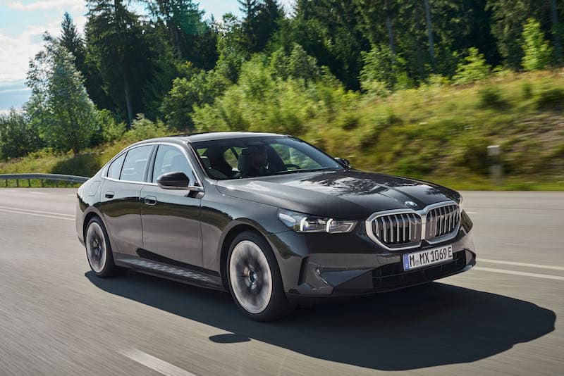 BMW ajoute les 530e et 550e xDrive au catalogue de la nouvelle Série 5